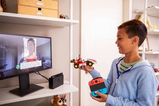 Une fois demandé dans le jeu, prenez votre photo pour votre permis. Souriez!